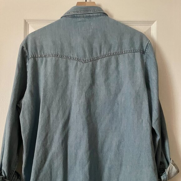 Wrangler Denim Boyfriend Shirt – Size L - Picture 5 of 10